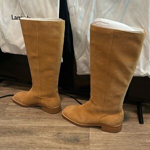 Larroude size 7 NWT